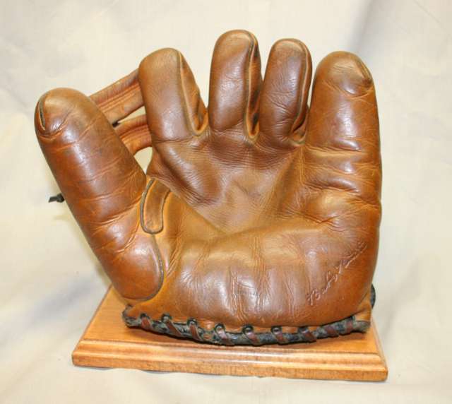 Babe Ruth Spalding 199 Front
